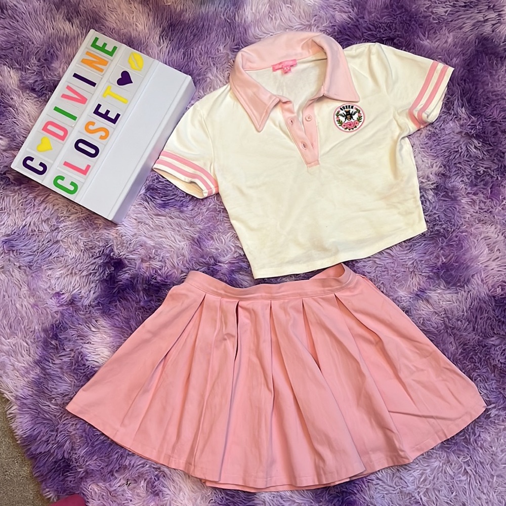 QUEEN 👸🏼 🐝 BEE Dolls Kill top!! XS!